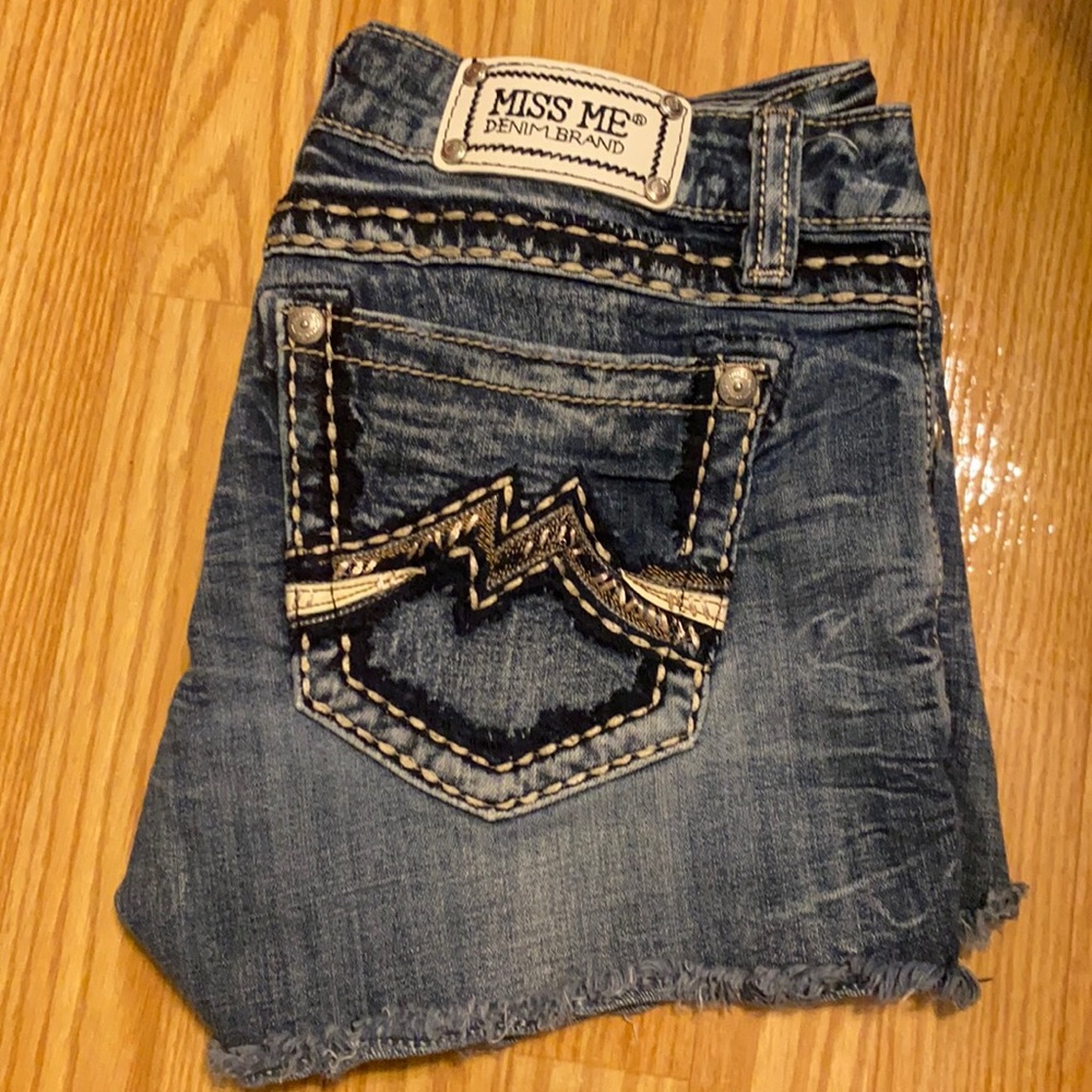 Miss Me Shorts